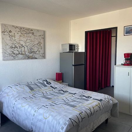 Apartament Au Rythme Des Ferrys Calais Zewnętrze zdjęcie